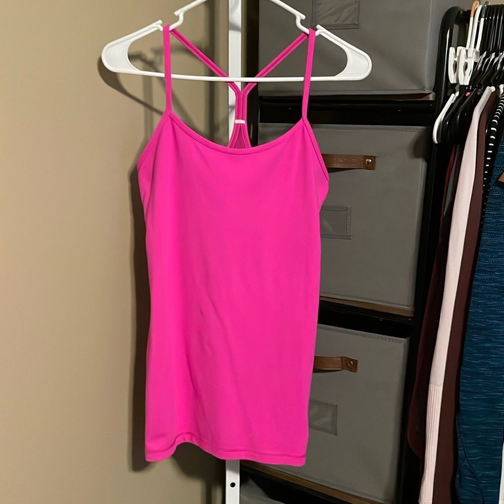 Lululemon Power Y Pose Tank Top Sz 8 Paris Pink Built in Sports Bra Yoga 862